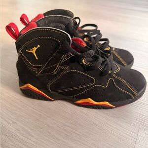 Jordan 7 Retro “ Citrus “ Kids Black and Yellow Sneakers